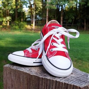 Converse Red, toddler size 8